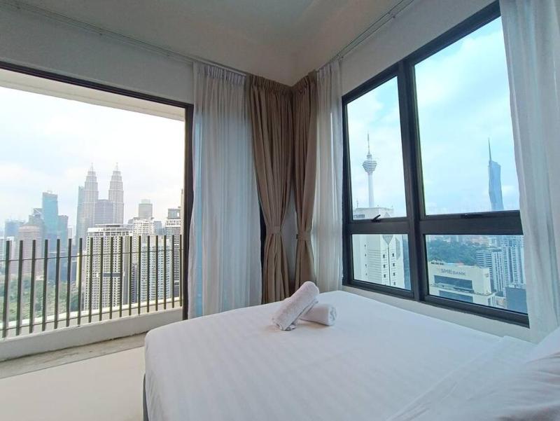 CL 30A Super KL View Infinity Pool KLCC — забронировать отель в Куала-Лумпуре