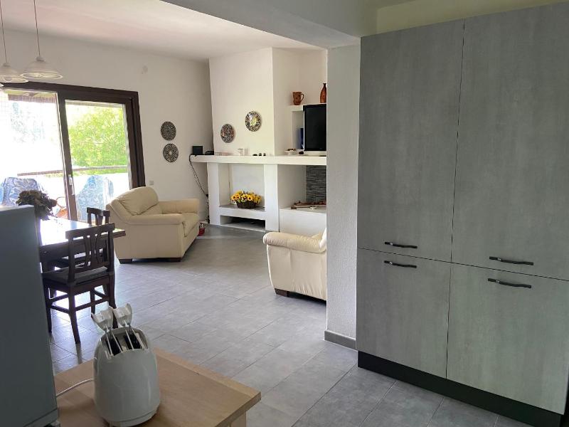 Villa Annalisa a Porto Columbu - Lussuosa casa a 100m dal mare