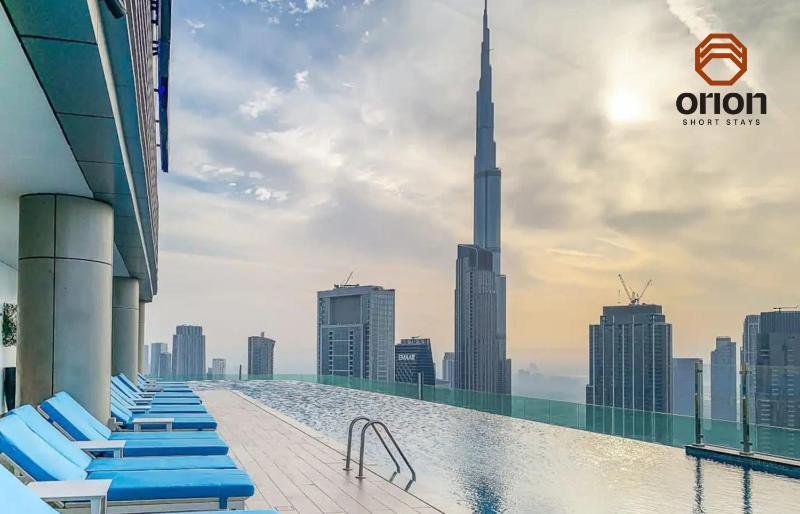Цены на Paramount 2 Bed Apt, Roof Top Bar and Pool overlooking Burj, Triple Balcony, Fully Equipped, Free Toiletries, Full Kitchen, 2 and half Bathrooms, Ground Floor Supermarket, Influencers Haven, Sunrise and Sunset Views over the Sea From All Balcony в Дубае