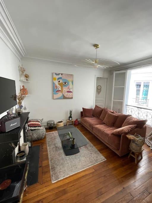 Bel appartement haussmannien proche Montmartre — отзывы гостей и цены