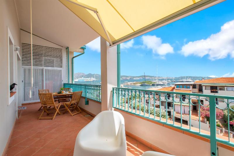 Blue Penthouse a Olbia - Elegante attico vista mare