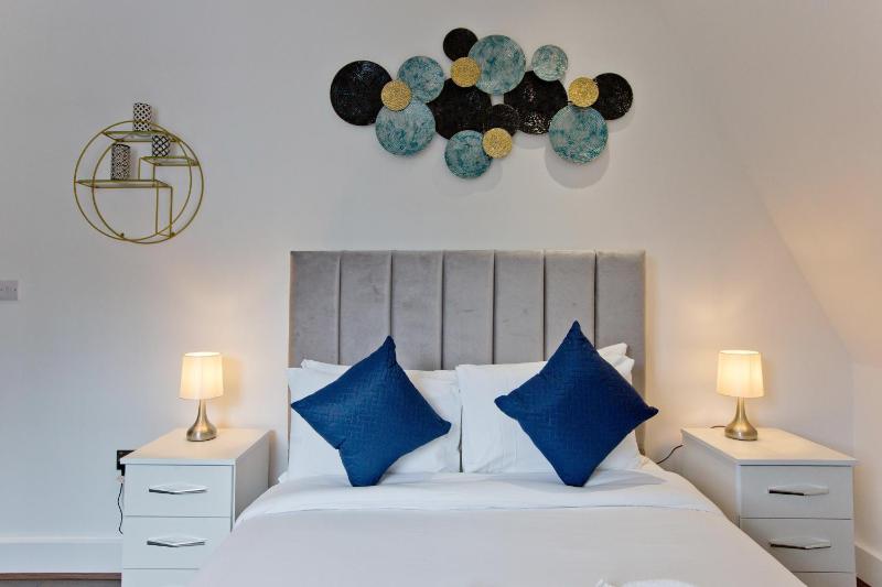 Imperial liverpool street apartments — комфортный отель в Лондоне