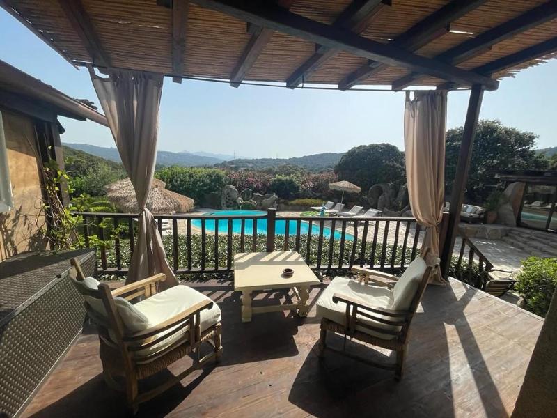 B&B Villa Aurora ad Arzachena - Eleganza con piscina