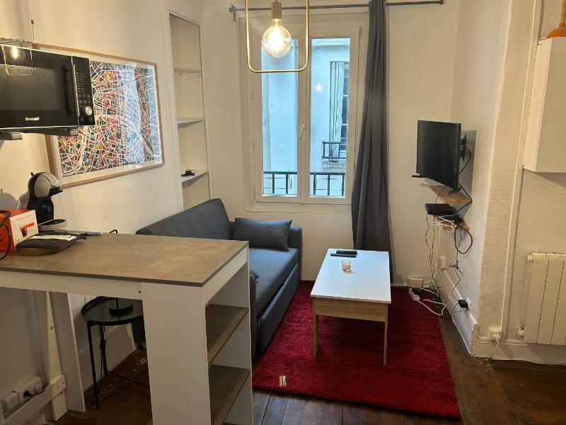 Charmant appartement Paris XI — забронировать отель в Париже