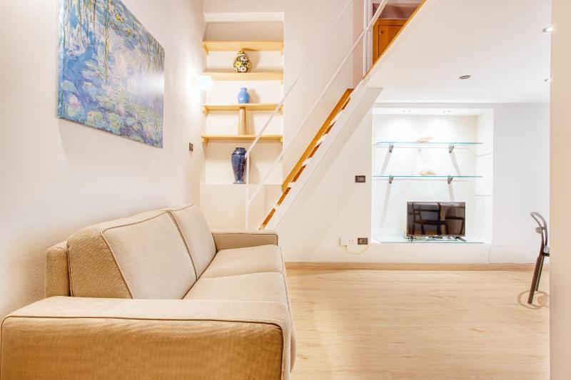 ALTIDO Lovely studio near the city centre — забронировать отель в Милане