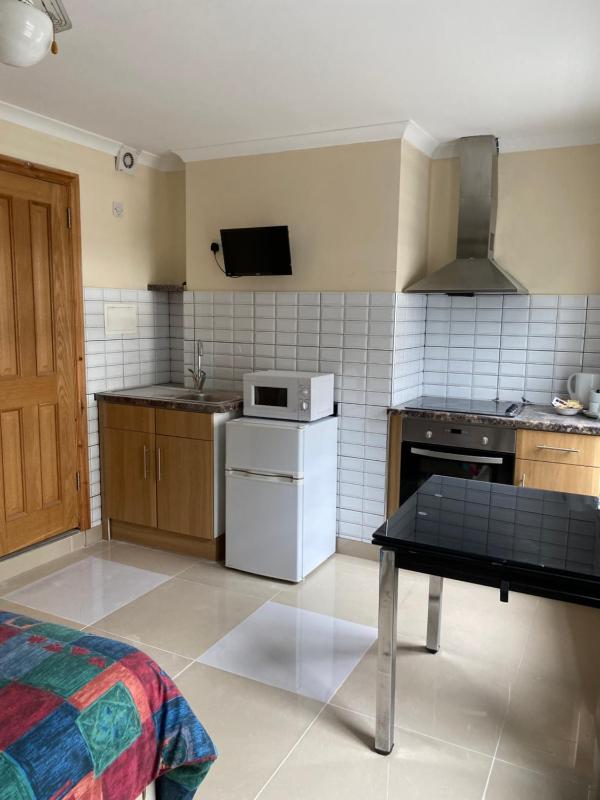 Studio to let in Covent Garden with kitchen — забронировать отель в Лондоне