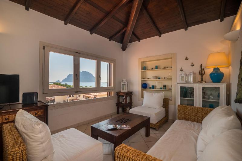 Il Vecchio Faro Attico a Porto San Paolo - Panoramico