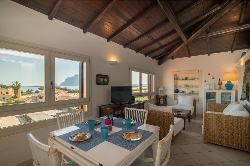 Il Vecchio Faro Attico a Porto San Paolo - Panoramico