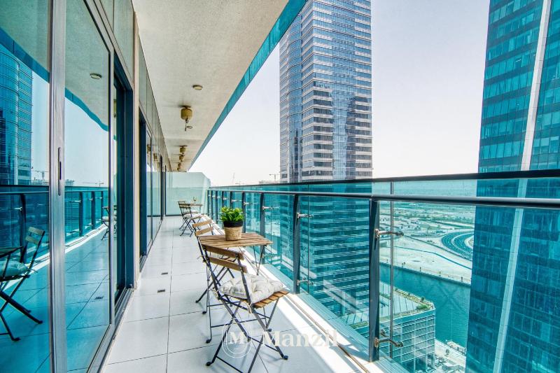 Manzil - Classic 3BR near the metro station in Business Bay — отзывы гостей и цены