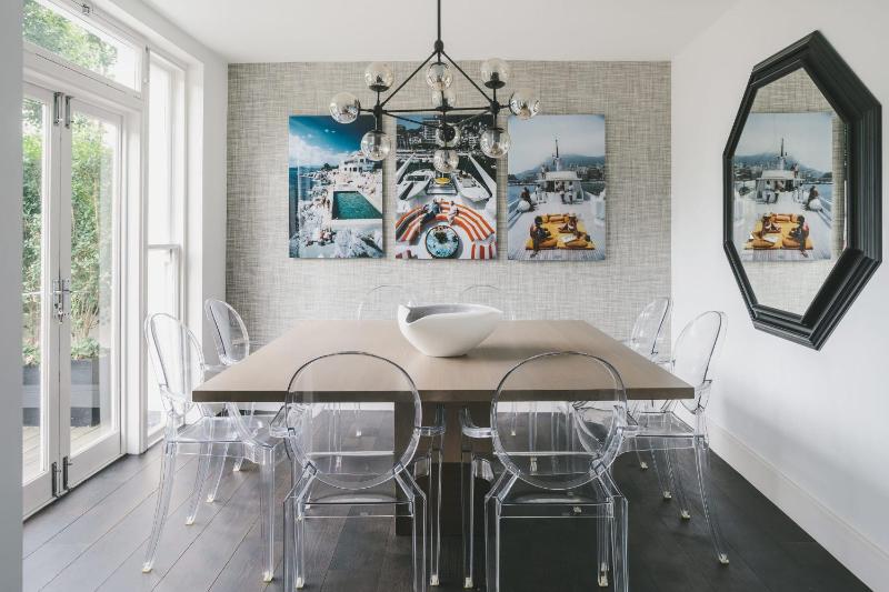 Цены на Little Venice 3 bed with Private Terrace в Лондоне