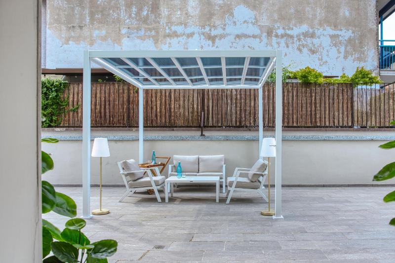 Spacious apartment with 90sqm terrace - Solari — отзывы гостей и цены