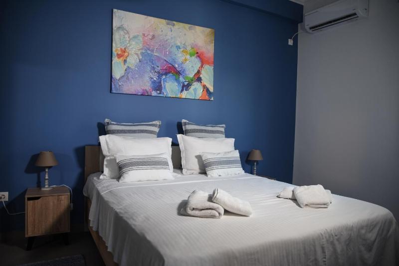Velvet new apt in Ilissia — комфортный отель в Афины