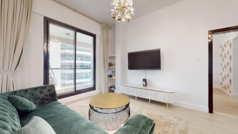 GreenFuture - Elegant Apartment With Balcony Near The Walk JBR — отель в Дубае, Объединенные Арабские Эмираты