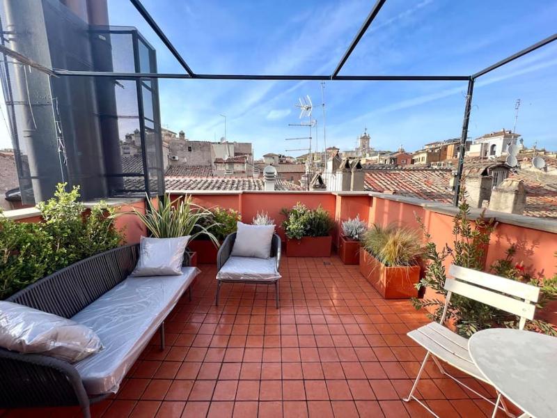 New! Uptown Terraces — отель в Риме, Италия