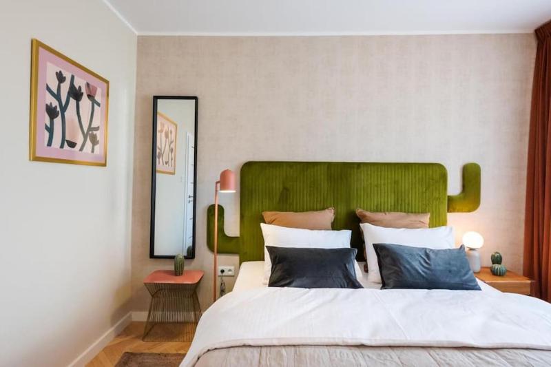 ECRU Eclectic City Apartment near Old Town WWA5 — отель с удобствами в Варшаве