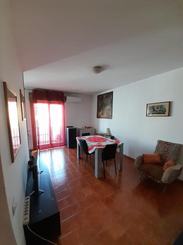 Central Apartment Torino N.22 a Olbia - Accogliente Appartamento con Terrazza