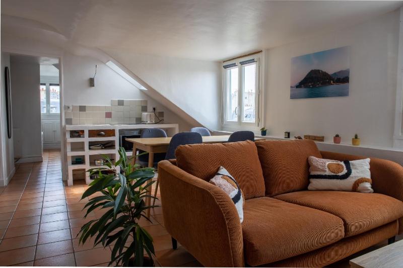 Цены на Appartement 35m2- Coeur de Paris в Париже