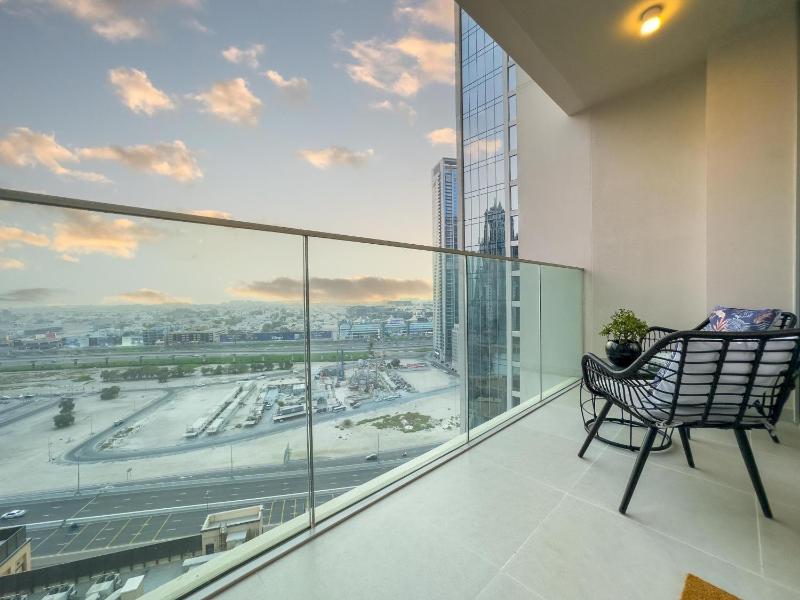 White Sage - Chic Condo With Incredible Fountain and Sea View — отель с удобным расположением в Дубае