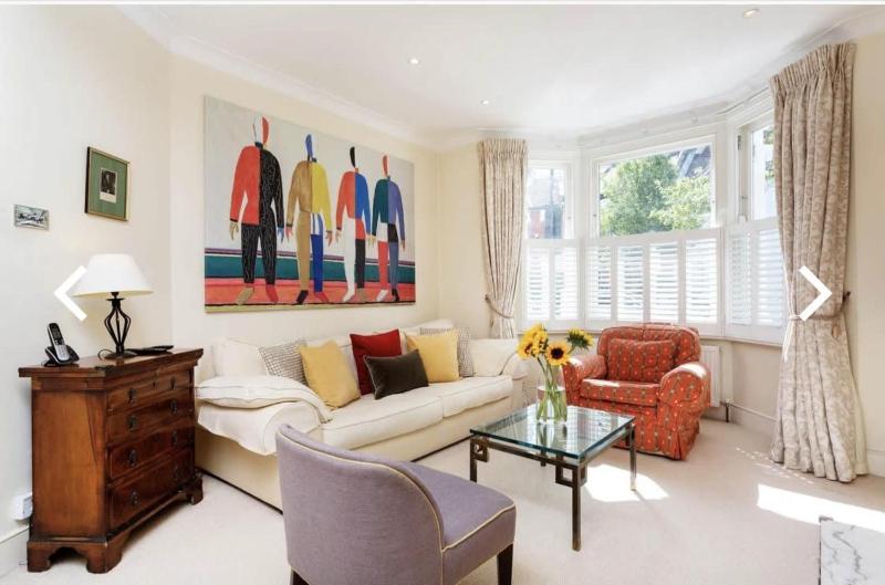 Fulham, London - Stylish 5 Bedroom House — отель в Лондоне, Соединенное Королевство