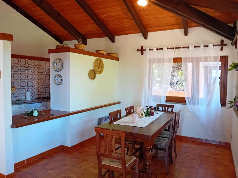 Villa Anna a Costa Paradiso - Accogliente Casa con Giardino