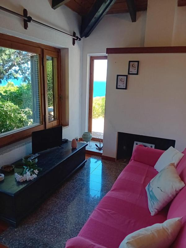Villa Anna a Costa Paradiso - Accogliente Casa con Giardino