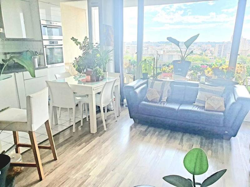 Bright Flat 90m2 Great View Paris — забронировать отель в Париже