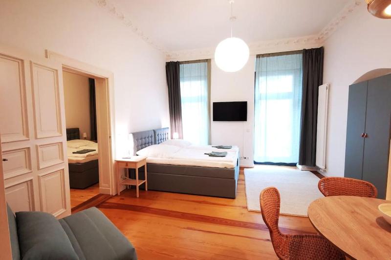 LANG Li l Rockchair Apartments l Family Flair & Comfort Businness - Boxspringbeds 2 Bedrooms welcomes you! — отзывы гостей и цены