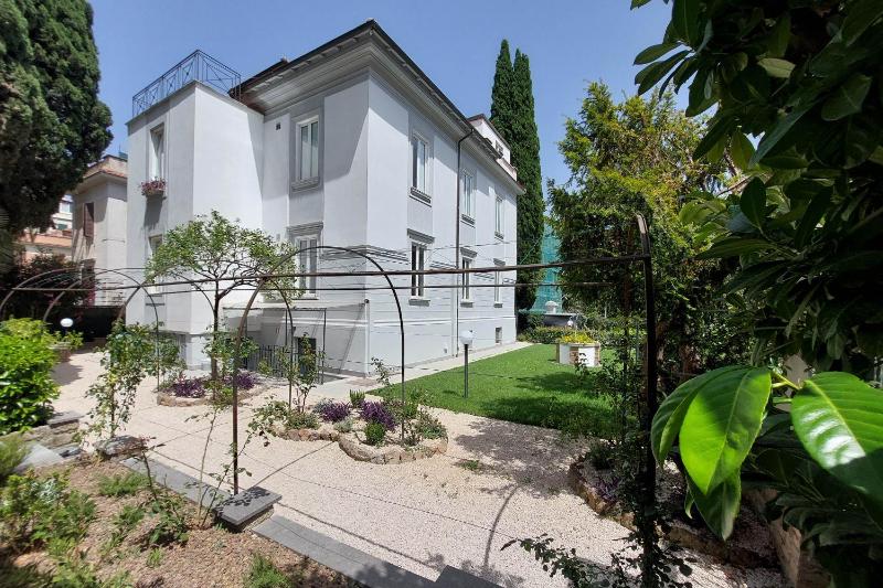 Youroom Monteverde - Rooms — отель с удобствами в Риме