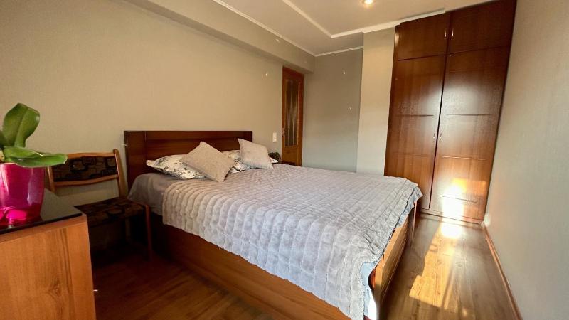 Apartamenty s kaminom i potrasausim vidom na gorod — отзывы гостей и цены