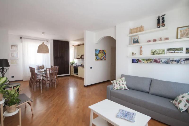 Casa Sul Mare Seaside apt in front of the sea — отель в Палермо, Италия