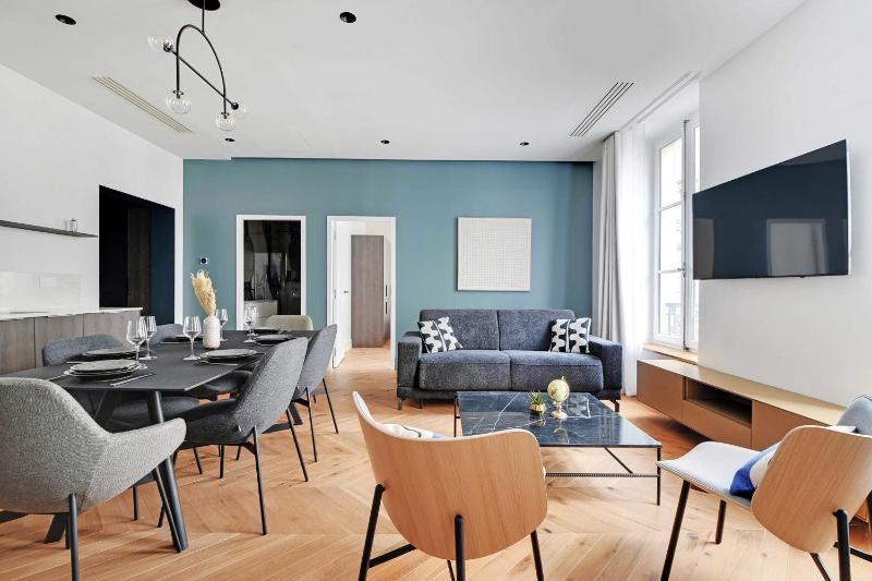 Spacious & Modern Home in Central Paris - 2BR6P - A20 — отель с удобным расположением в Париже