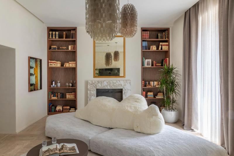 Le Case di Andrea - Luxe Rome apartment — отель с удобным расположением в Риме