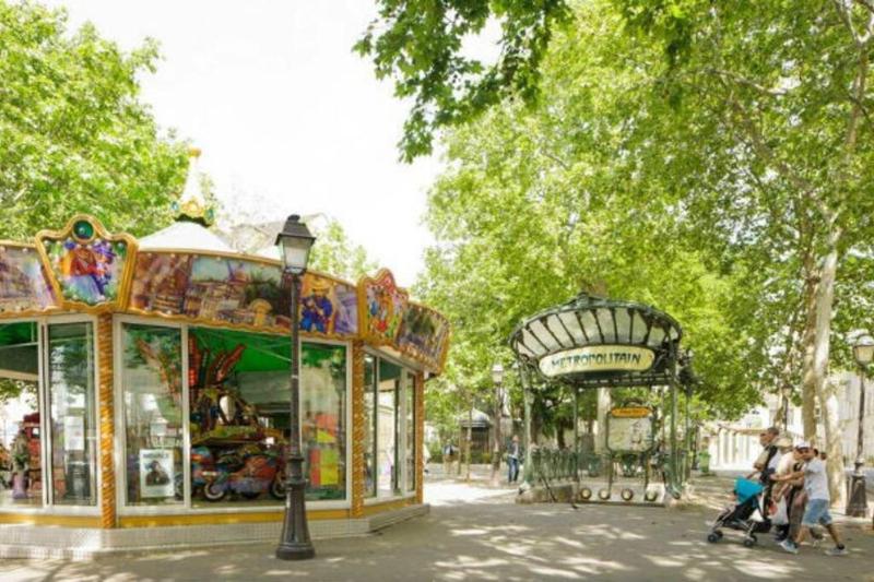Цены на Super studio proche Montmartre ! в Париже