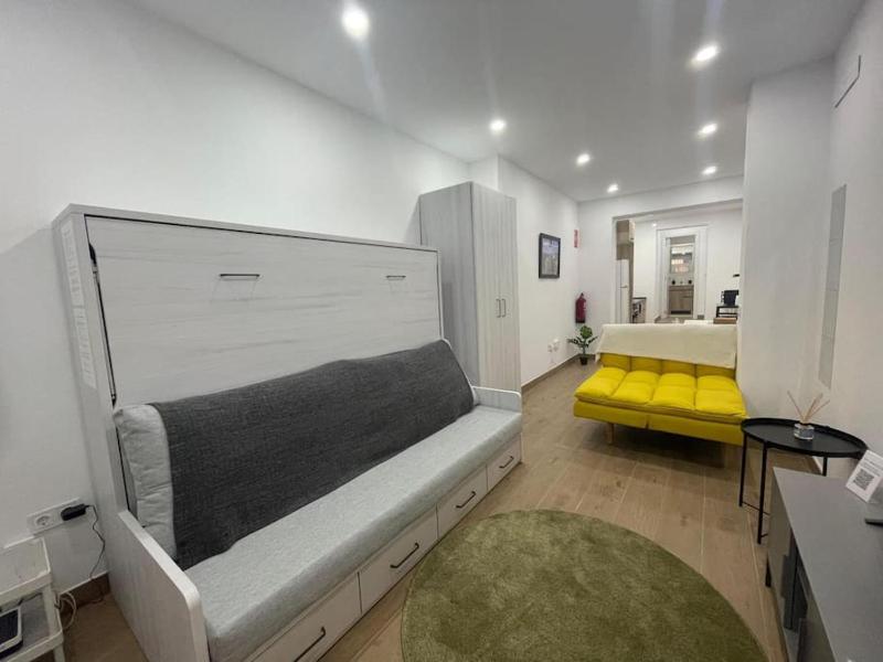 Estudio en Barrio La Latina — забронировать отель в Мадриде