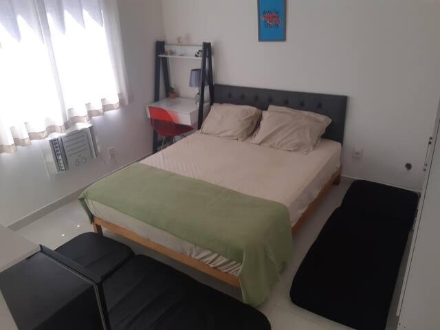 Цены на Lev Apartments - Studio Copacabana Posto 5 - 400m da Praia в Рио