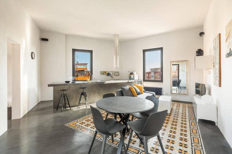 Цены на Fantastic Penthouse over the Roman Sky в Риме
