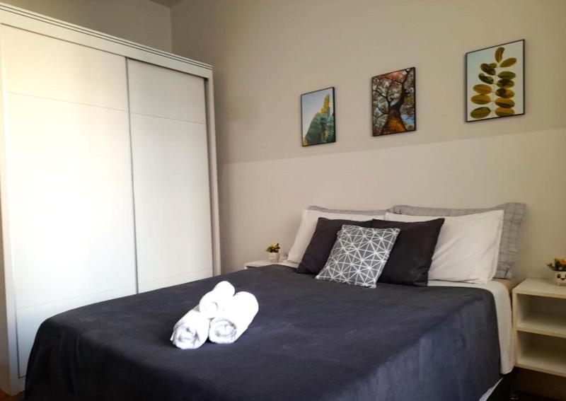 Цены на Otimo quarto/sala a 100m da Praia Copacabana! в Рио