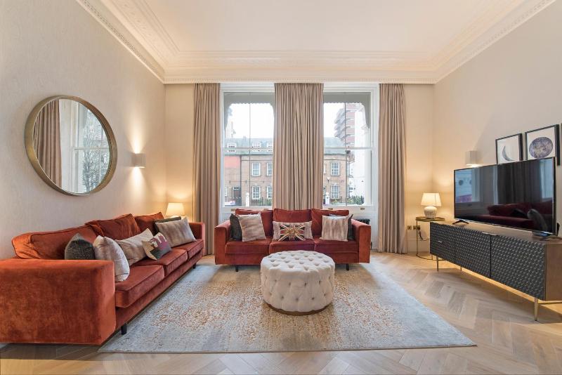 Air Con - Luxury Apartment - Hyde Park — забронировать отель в Лондоне