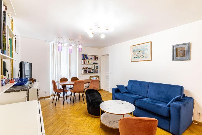Incroyable appartement Arc de triomphe/champs Elysees — отель в Париже, Франция