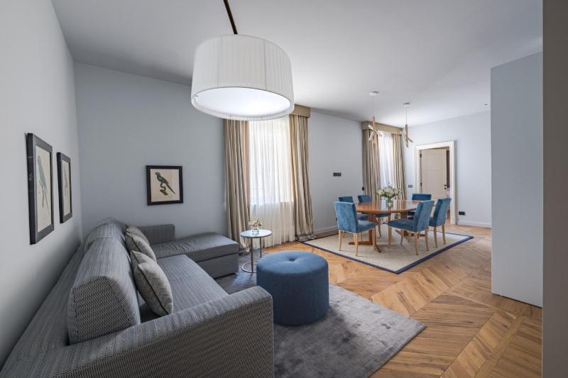 Цены на Palazzo Signoria luxury Apartments 11-Medusa в Флоренции