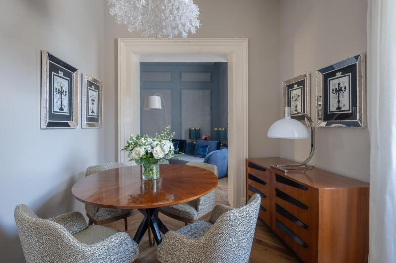Palazzo Signoria luxury Apartments 9 - Marzocco — отель с удобным расположением в Флоренции