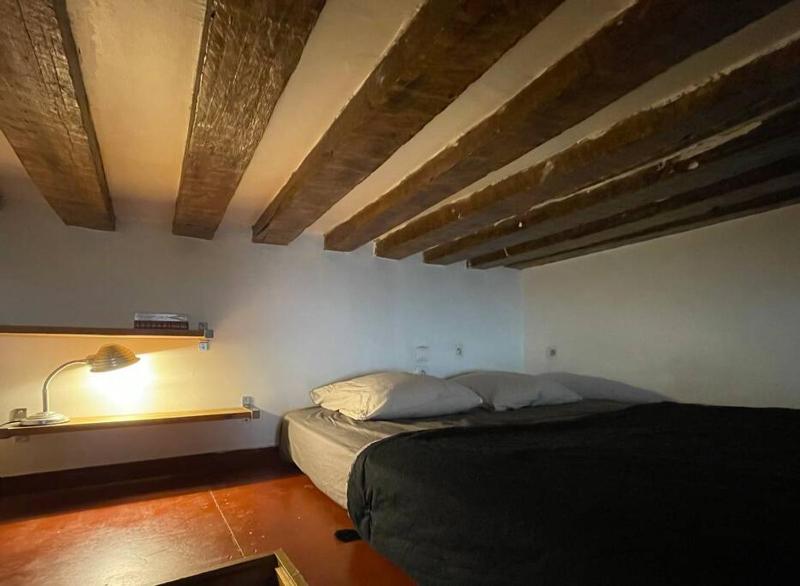 Appartement rue de Bretagne — отель в Париже, Франция