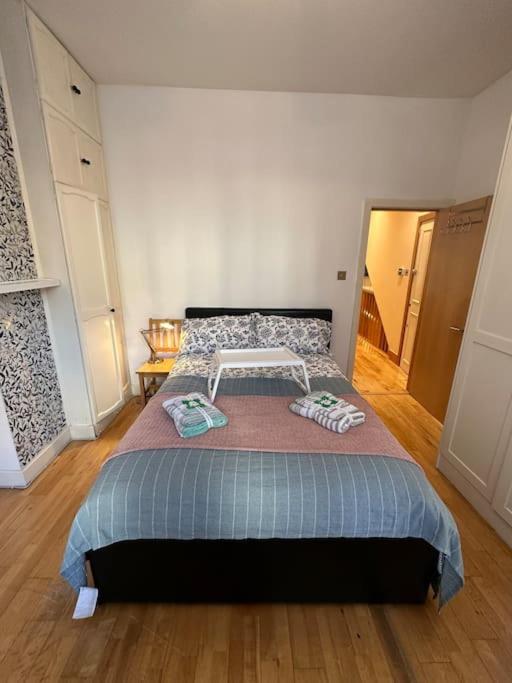 Cozy 2 bed flat ! Amazing bath! — отзывы гостей и цены