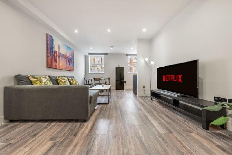 1 - North West London Brand New Loft — забронировать отель в Лондоне