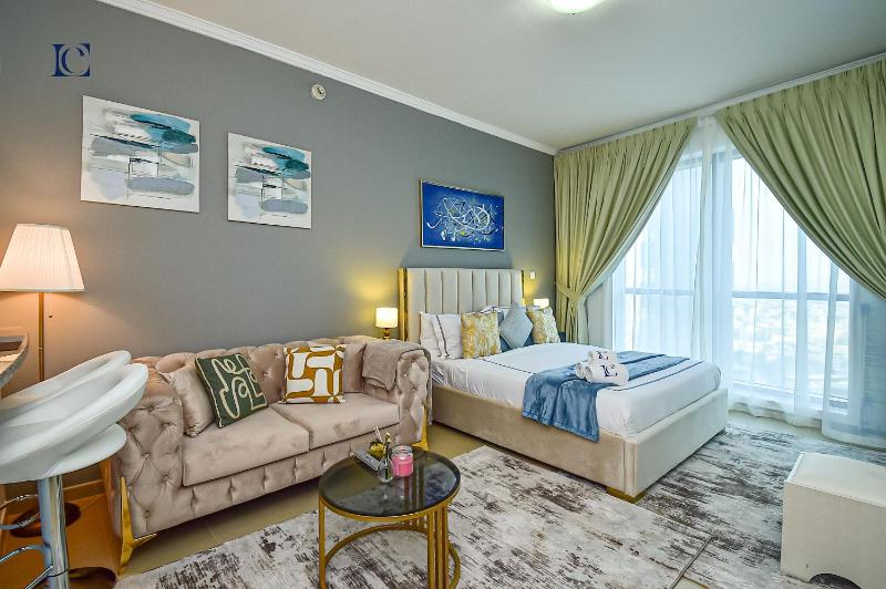 New Lake View Studio in JLT - near metro - SLV — отзывы гостей и цены