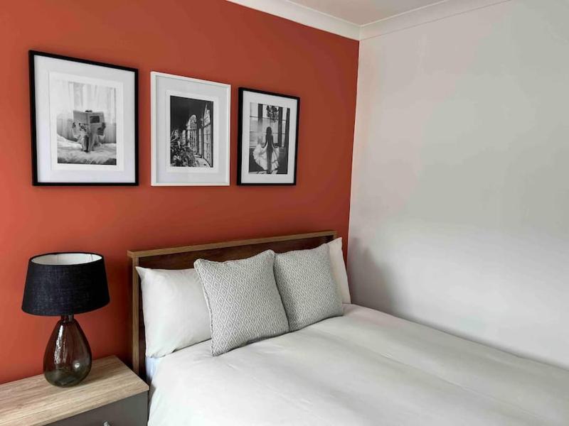 Spacious London Flat Zone 2 — отель в Лондоне, Соединенное Королевство