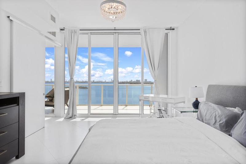 Lunabase Paramount Bay View — отзывы гостей и цены