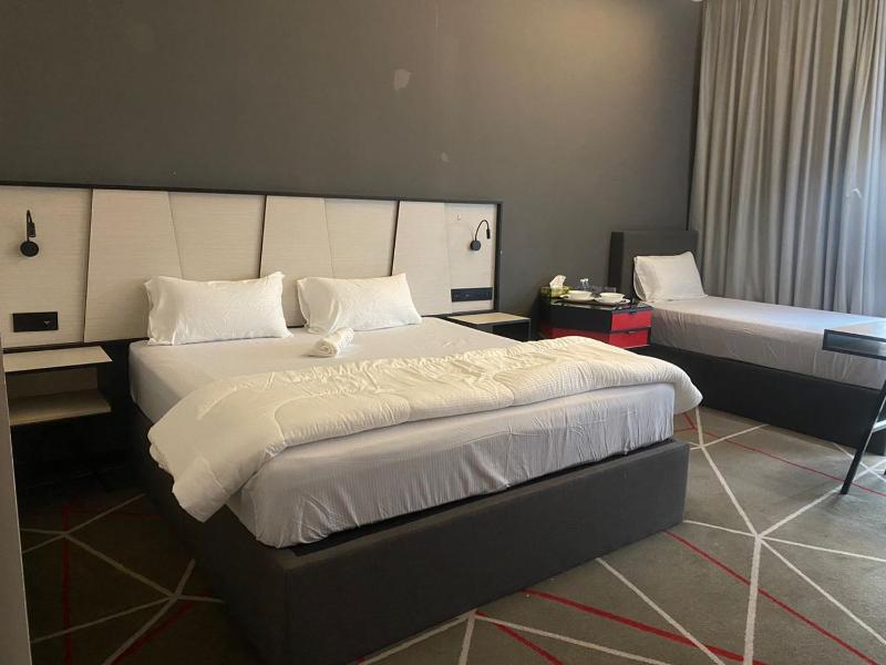 Studio Bedroom with Balcony — отель с удобным расположением в Куала-Лумпуре