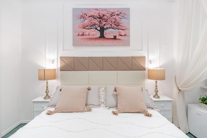 Glint House Roma — комфортный отель в Риме