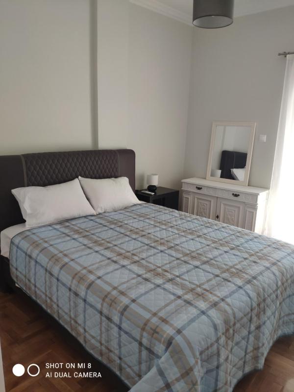 M&K - Your Athens Home - Newly renovated 2bd apartment in family neighborhood close to city center — отель в Афины, Греция